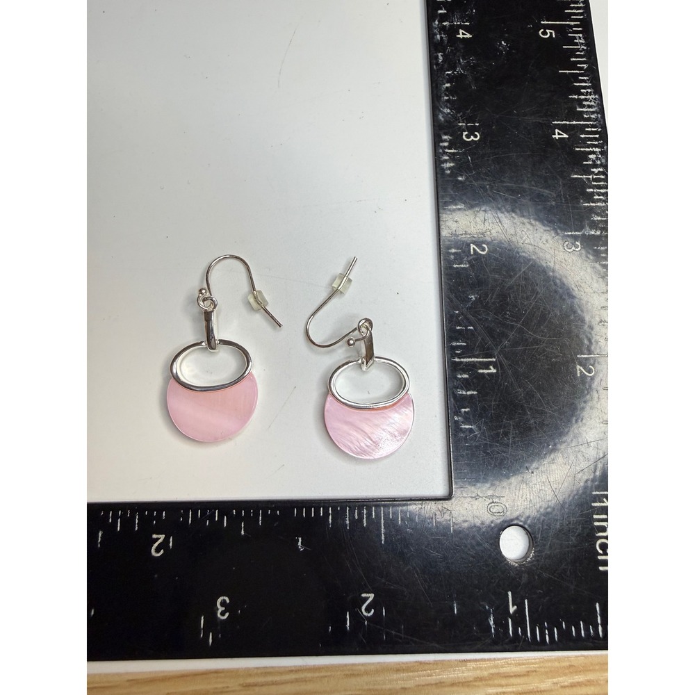 Pink Mother of Pearl Shell Drop Earrings Silver Tone Hammered Metal Dangle Hook